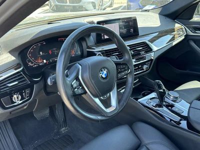 2020 BMW 5 Series — photo 19 view