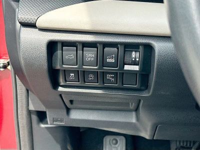 2023 Subaru Forester — photo 10 view