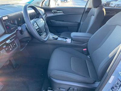 2026 Kia Sportage Hybrid — photo 9 view