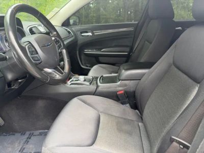 2021 Chrysler 300 — photo 20 view