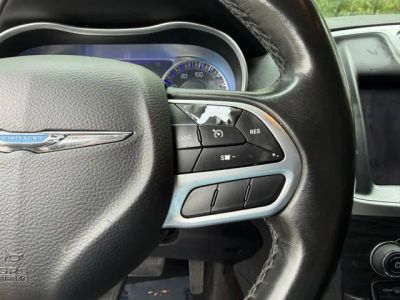 2021 Chrysler 300 — photo 25 view