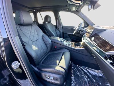 2026 BMW X5 — photo 23 view