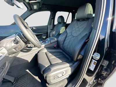 2026 BMW X5 — photo 15 view