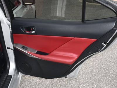 2014 Lexus IS - Photo 20