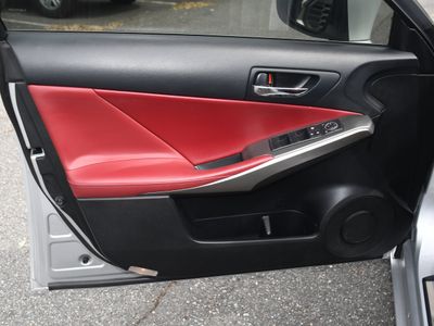 2014 Lexus IS - Photo 24