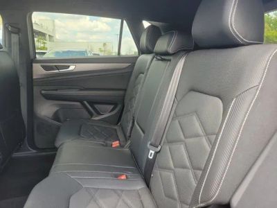 2025 Volkswagen Atlas Cross Sport — photo 15 view