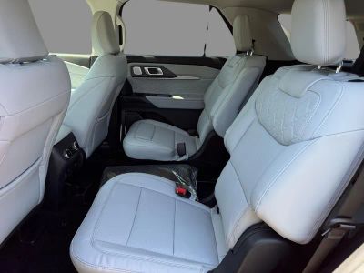 2026 Ford Explorer — detail view