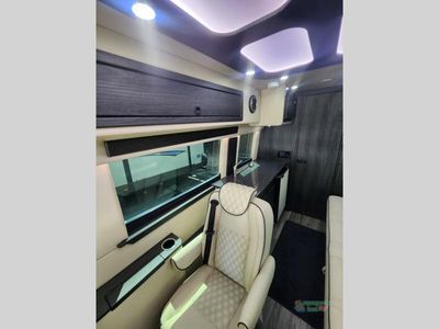 2024 OGV Luxury Coach V-Cruise — photo 22 view