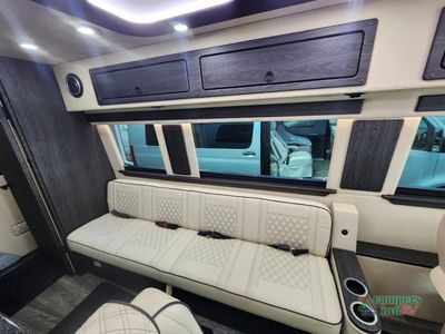 2024 OGV Luxury Coach V-Cruise — photo 39 view