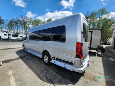 2024 OGV Luxury Coach V-Cruise — photo 8 view