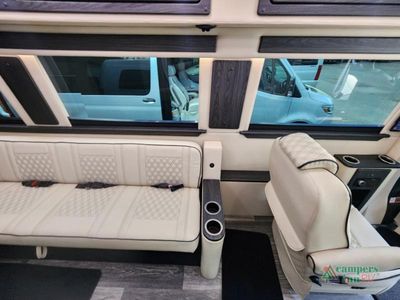 2024 OGV Luxury Coach V-Cruise — photo 40 view