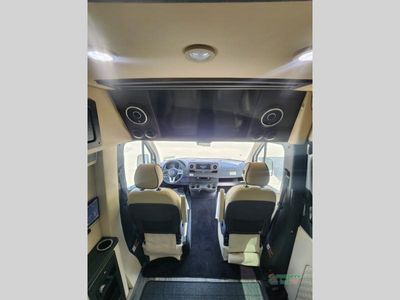 2024 OGV Luxury Coach V-Cruise — photo 14 view
