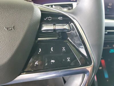 2025 Cadillac Escalade — photo 24 view