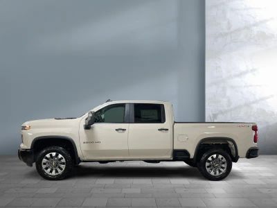 2026 Chevrolet Silverado 2500HD - Photo 3