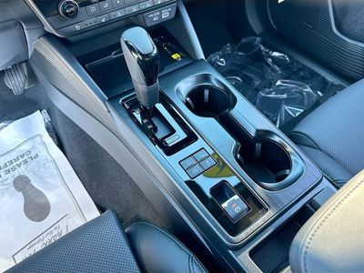 2026 Subaru Outback — photo 17 view