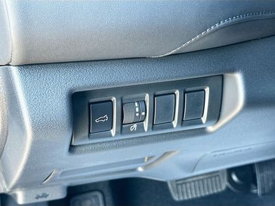 2026 Subaru Outback — photo 10 view