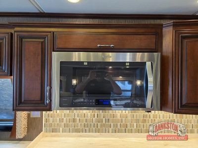 2017 Mountain Aire 4519 - Photo 25