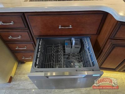 2017 Mountain Aire 4519 - Photo 24