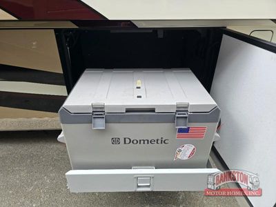 2017 Mountain Aire 4519 - Photo 3