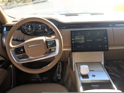 2025 Land Rover Range Rover — photo 15 view
