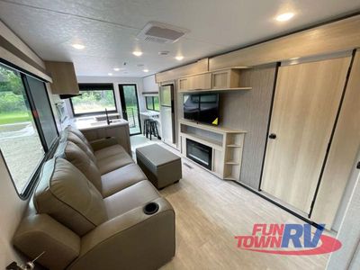 2025 Dutchmen RV Kodiak - Photo 10