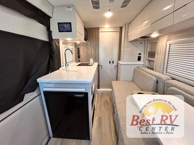 2026 Thor Motor Coach Rize - Photo 17