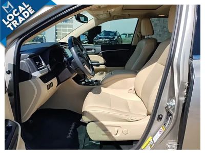 2016 Toyota Highlander - Photo 12