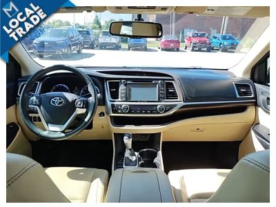 2016 Toyota Highlander - Photo 14