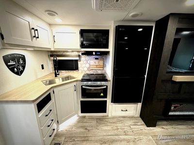2026 Venture RV Sienna - Photo 10