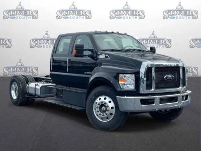 2026 Ford F-650SD - Photo 1