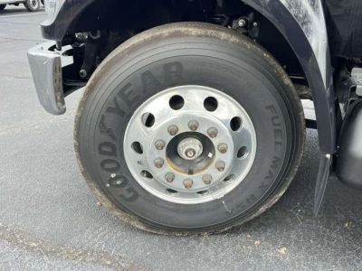 2026 Ford F-650SD - Photo 6