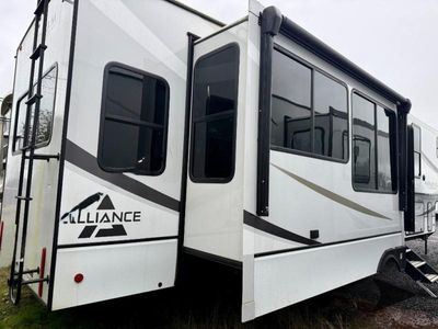 2023 Alliance RV Paradigm - Photo 10