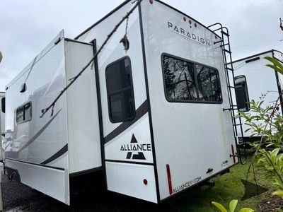 2023 Alliance RV Paradigm - Photo 9
