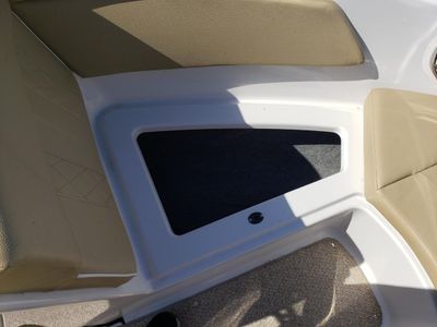 2015 Glastron GT 205 - Photo 17
