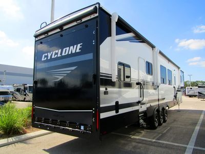 2026 Jayco CYCLONE - Photo 24