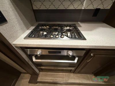 2020 Keystone RV Alpine — photo 14 view