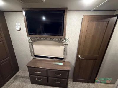 2020 Keystone RV Alpine — photo 42 view