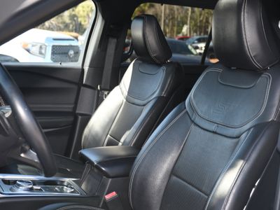 2020 Ford Explorer - Photo 13