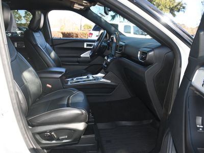 2020 Ford Explorer - Photo 23