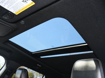 2020 Ford Explorer - Photo 7