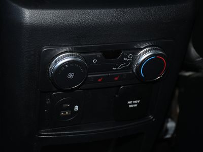 2020 Ford Explorer - Photo 18