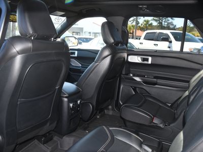 2020 Ford Explorer - Photo 17