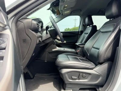 2023 Ford Explorer - Photo 23