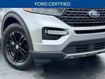 2023 Ford Explorer - Photo 3