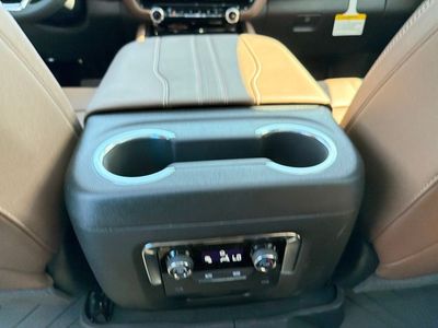 2026 Chevrolet Tahoe — photo 19 view