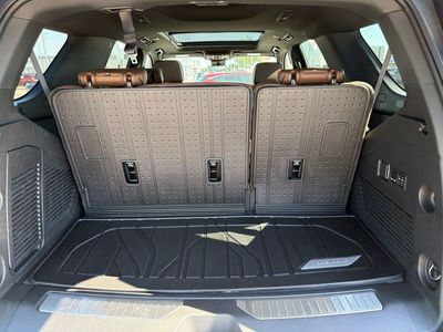 2026 Chevrolet Tahoe — photo 14 view