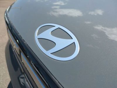 2026 Hyundai SANTA FE HYBRID — photo 13 view