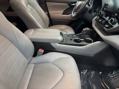 2022 Toyota Highlander - Photo 33