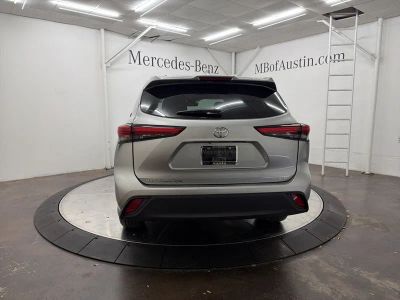 2022 Toyota Highlander - Photo 6