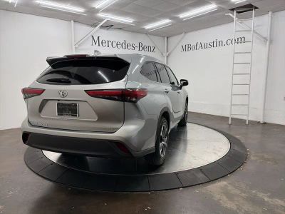 2022 Toyota Highlander - Photo 7